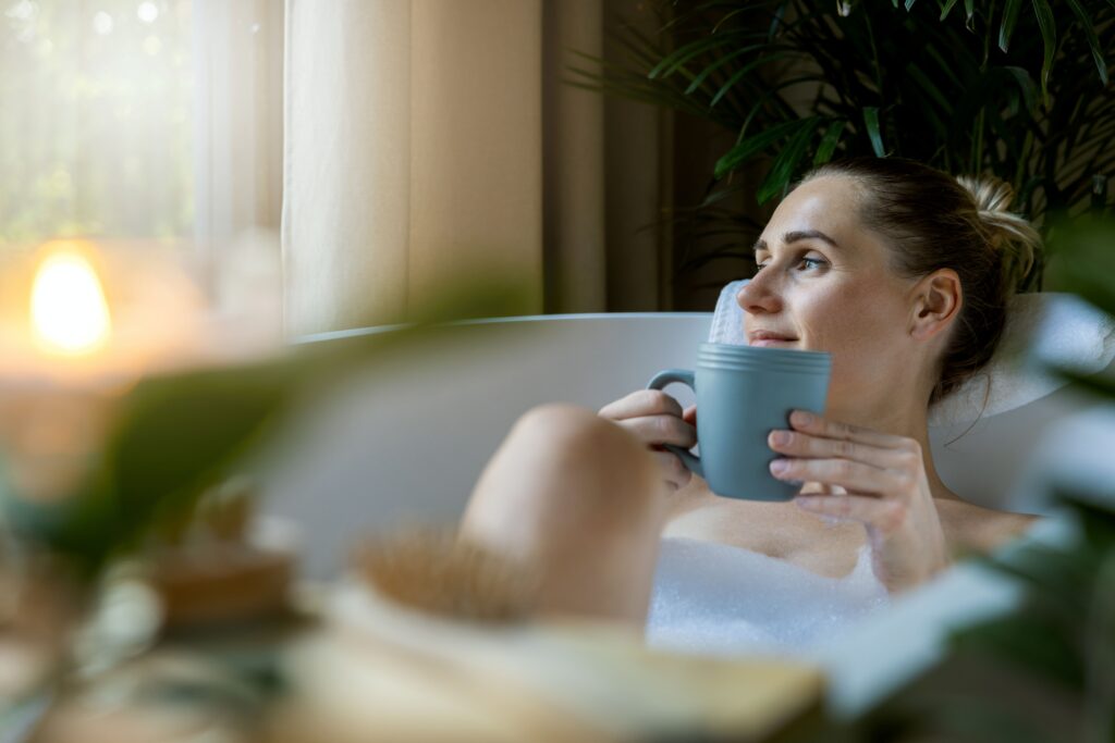  Soaking Tub
